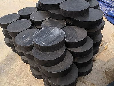陆良县板式橡胶支座由若干层橡胶片与薄钢板经加压硫化